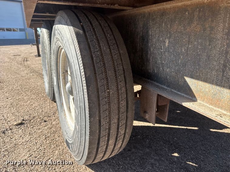 image for item ET4157 1997 Fannin equipment trailer