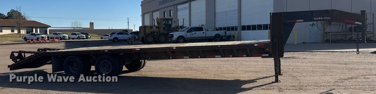 image for item ET4326 1997 Neal equipment trailer