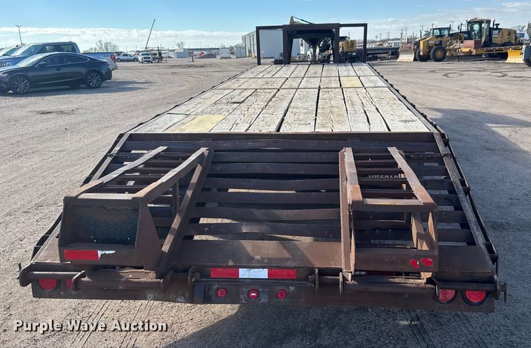 image for item ET4326 1997 Neal equipment trailer
