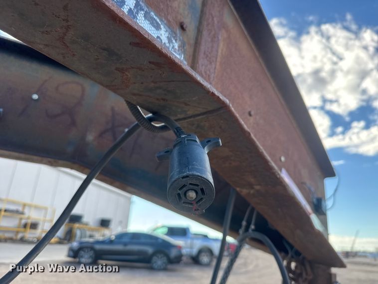 image for item ET4326 1997 Neal equipment trailer