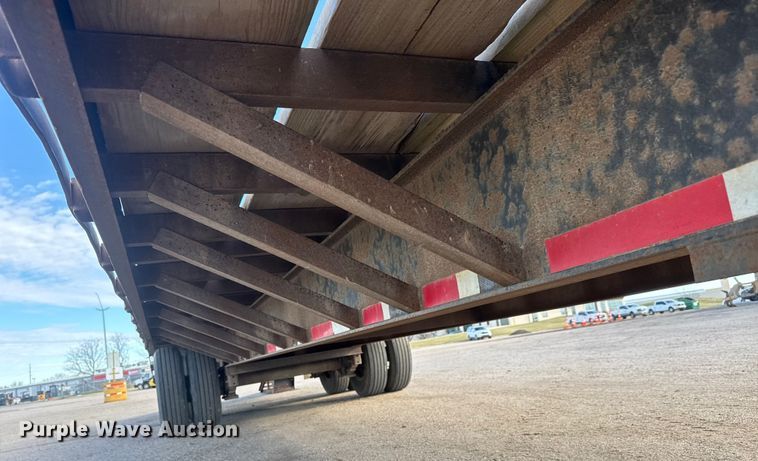 image for item ET4326 1997 Neal equipment trailer