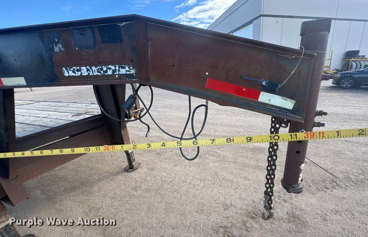 image for item ET4326 1997 Neal equipment trailer