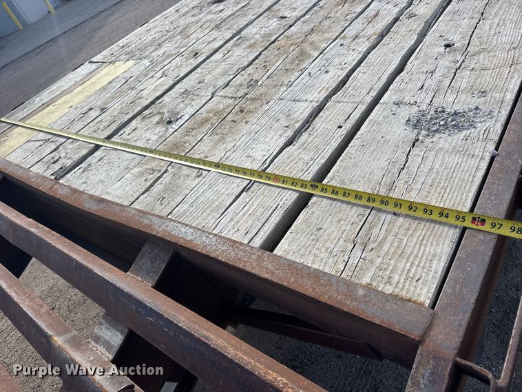 image for item ET4326 1997 Neal equipment trailer