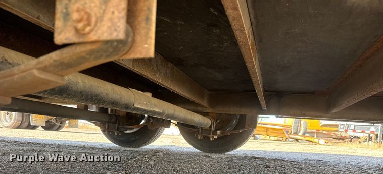 image for item ET4328 2015 Continental enclosed cargo trailer