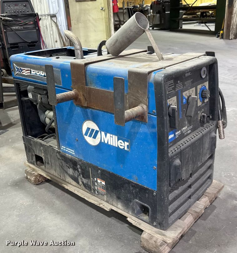 image for item ET4353 Miller Bobcat welder/generator