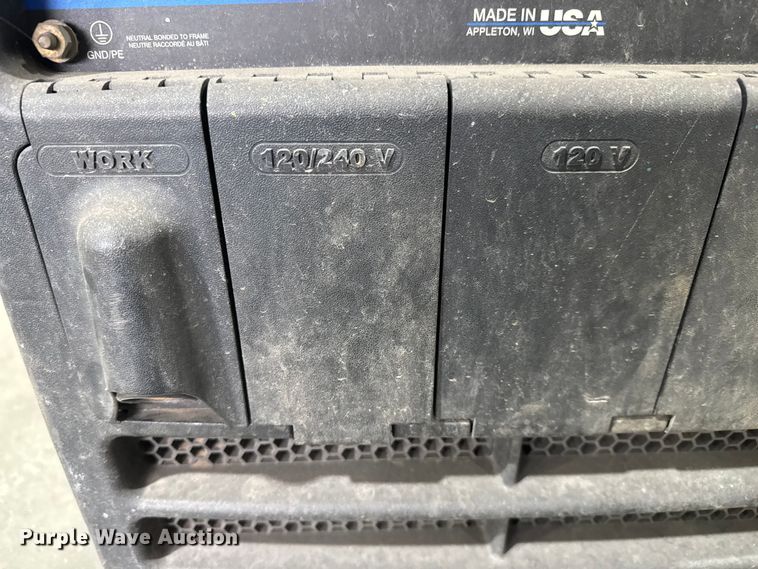 image for item ET4353 Miller Bobcat welder/generator