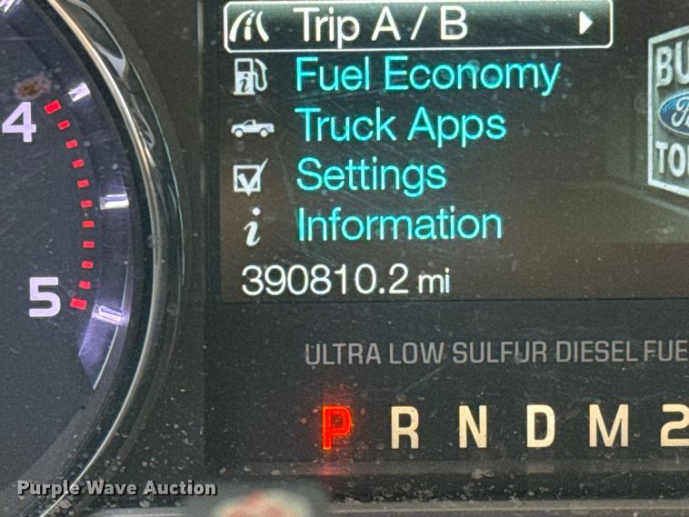 image for item ET4355 2012 Ford F250 Super Duty Crew Cab pickup truck