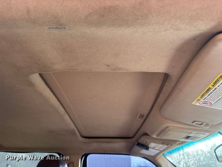 image for item ET4355 2012 Ford F250 Super Duty Crew Cab pickup truck