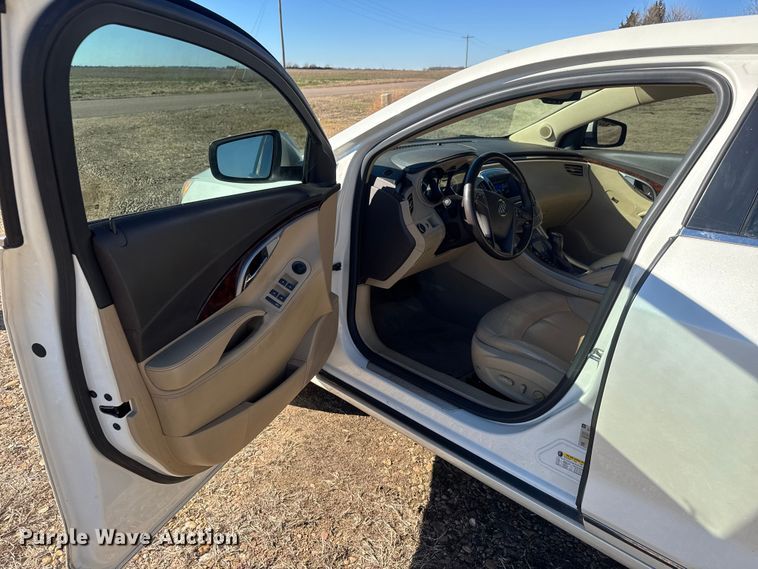 image for item ET4379 2010 Buick Lacrosse CXL 