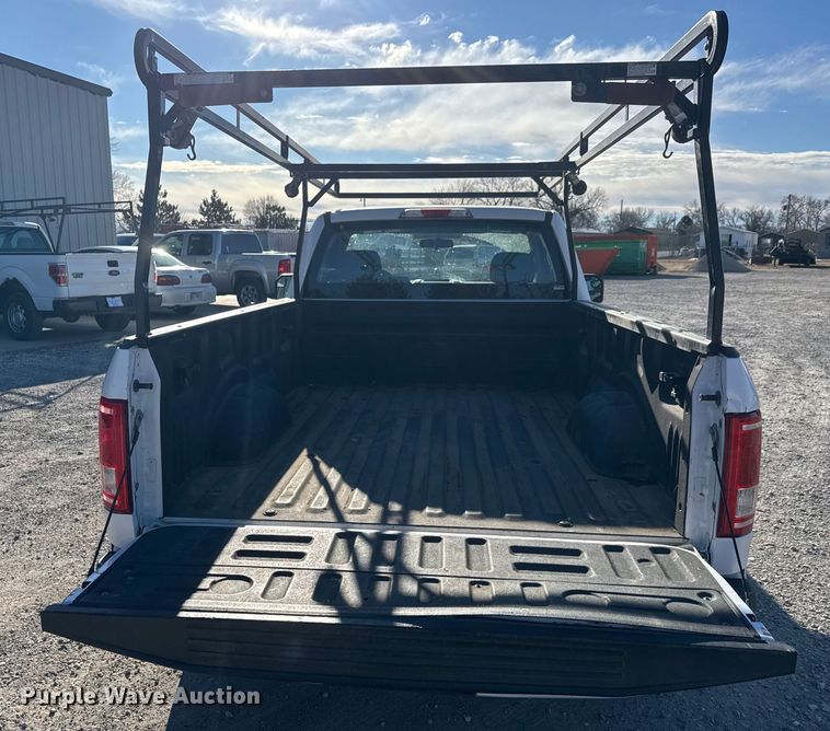 image for item ET4388 2016 Ford F150 pickup truck