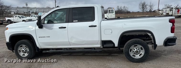image for item ET4395 2020 Chevrolet Silverado 2500HD Crew Cab pickup truck