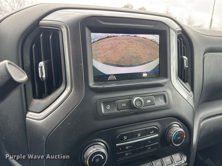 image for item ET4395 2020 Chevrolet Silverado 2500HD Crew Cab pickup truck