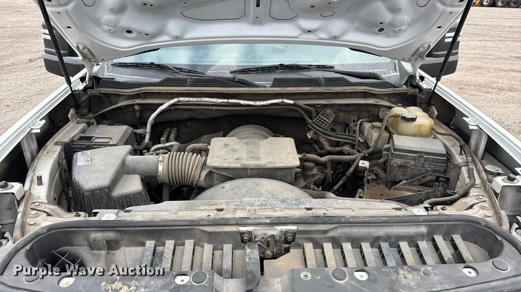 image for item ET4395 2020 Chevrolet Silverado 2500HD Crew Cab pickup truck