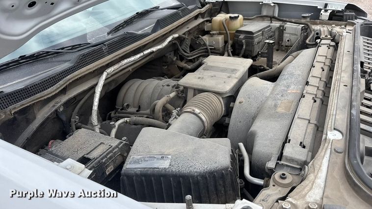 image for item ET4395 2020 Chevrolet Silverado 2500HD Crew Cab pickup truck