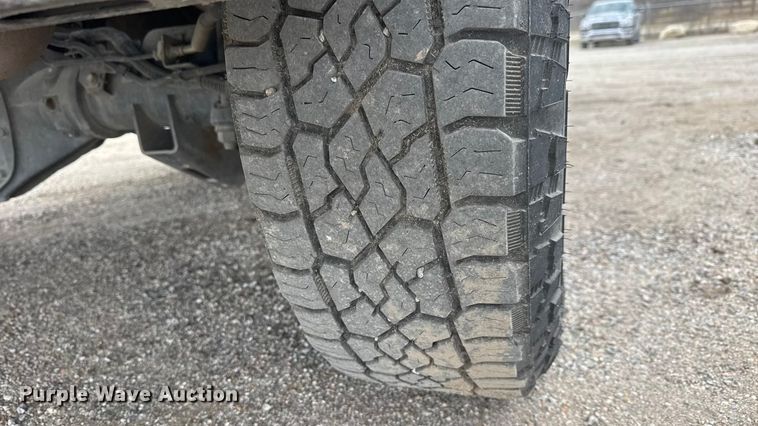 image for item ET4395 2020 Chevrolet Silverado 2500HD Crew Cab pickup truck