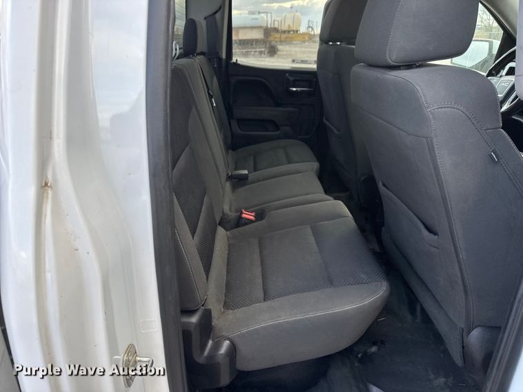 image for item ET4396 2016 GMC Sierra 1500 Ext. Cab pickup truck