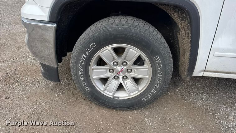 image for item ET4396 2016 GMC Sierra 1500 Ext. Cab pickup truck