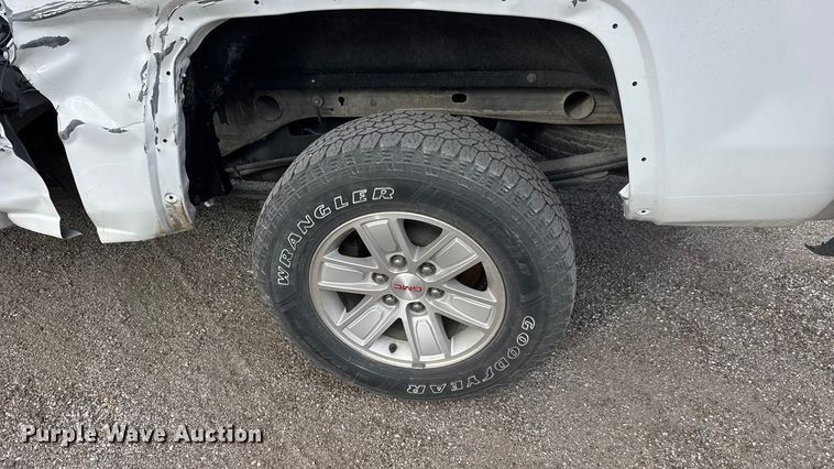 image for item ET4396 2016 GMC Sierra 1500 Ext. Cab pickup truck