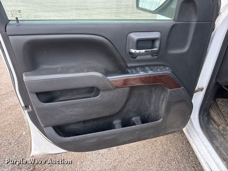 image for item ET4397 2017 GMC Sierra 1500 Ext. Cab pickup truck