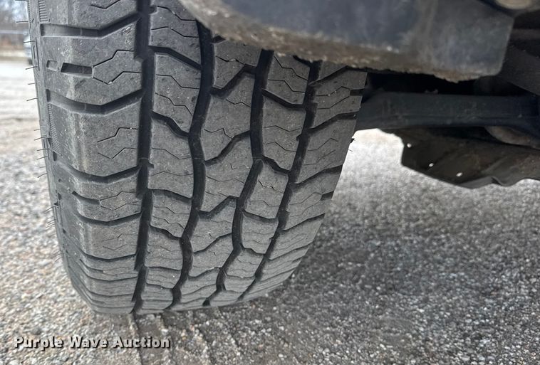 image for item ET4397 2017 GMC Sierra 1500 Ext. Cab pickup truck