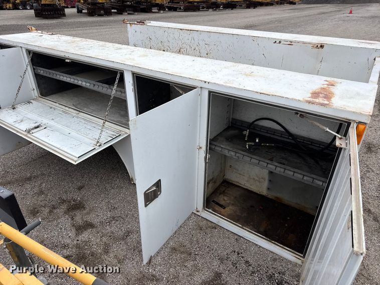 image for item ET4402 Rawson-Koenig E84DW94 utility bed