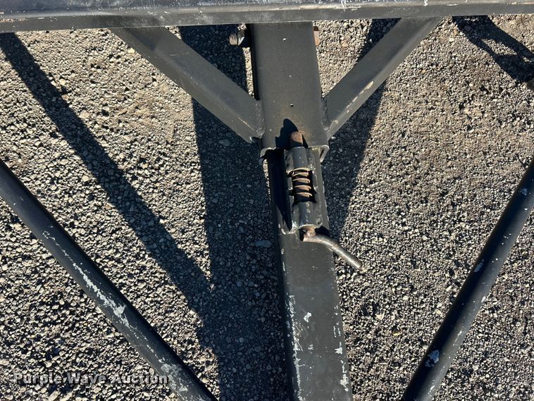 image for item ET6853 1990 Automatic Equipment car dolly