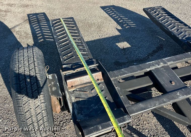 image for item ET6853 1990 Automatic Equipment car dolly