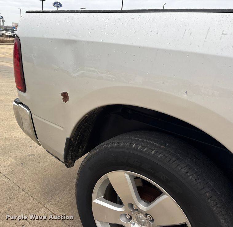 image for item ET7494 2012 Dodge Ram 1500 Crew Cab pickup truck