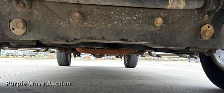 image for item ET7494 2012 Dodge Ram 1500 Crew Cab pickup truck