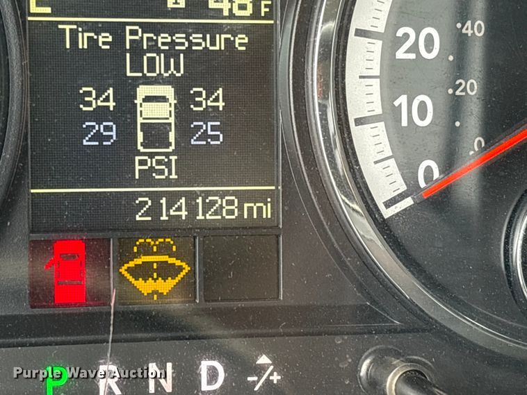 image for item ET7494 2012 Dodge Ram 1500 Crew Cab pickup truck