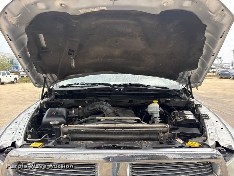 image for item ET7494 2012 Dodge Ram 1500 Crew Cab pickup truck