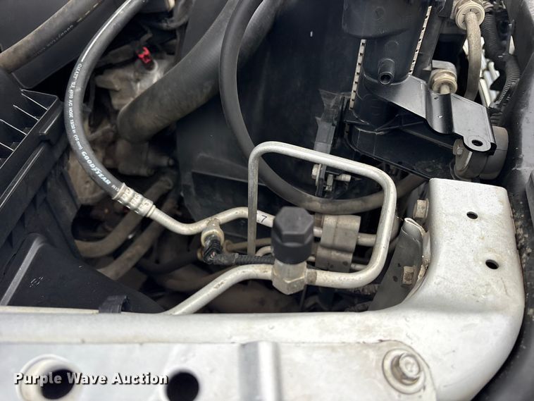 image for item ET7494 2012 Dodge Ram 1500 Crew Cab pickup truck