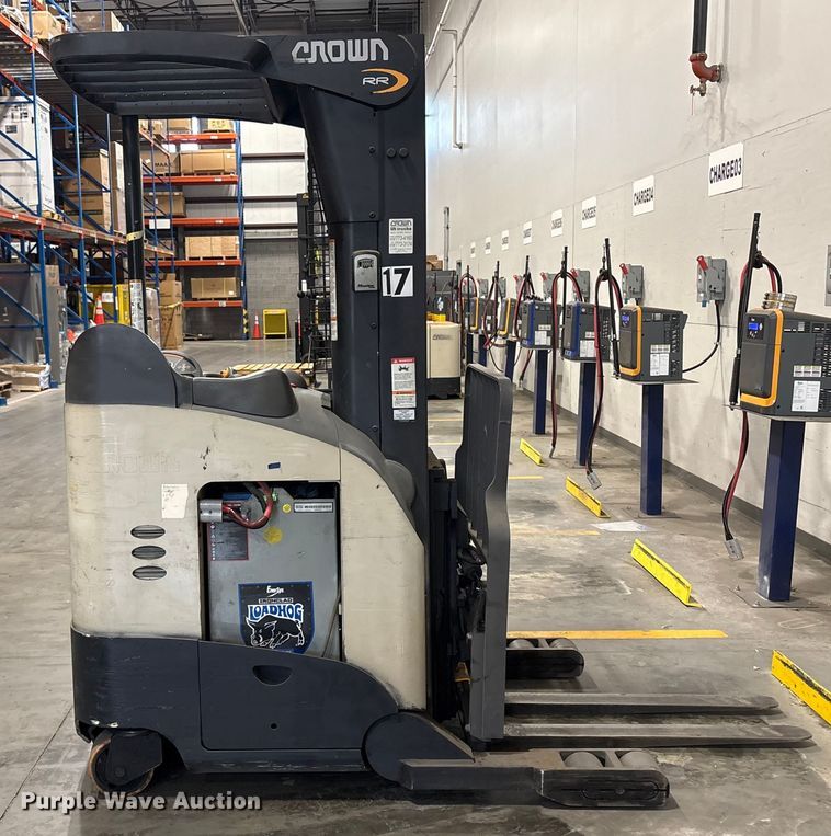 image for item ET8634 2015 Crown RR5725-35 reach truck