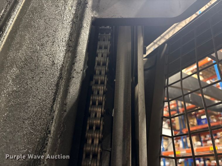 image for item ET8634 2015 Crown RR5725-35 reach truck