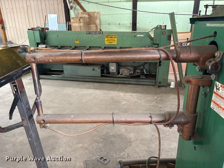 image for item ET8638 Western Arctronics spot welder