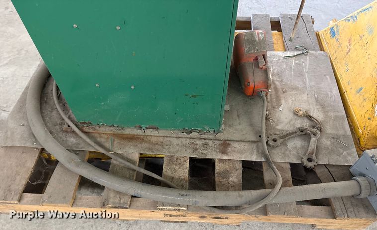 image for item ET8638 Western Arctronics spot welder