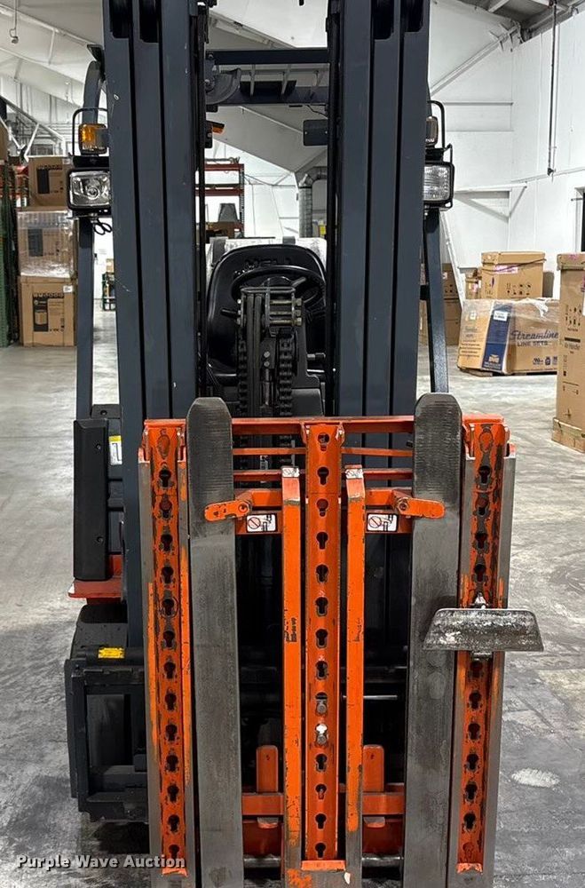image for item ET8641 2016 Heli GPYD25C forklift