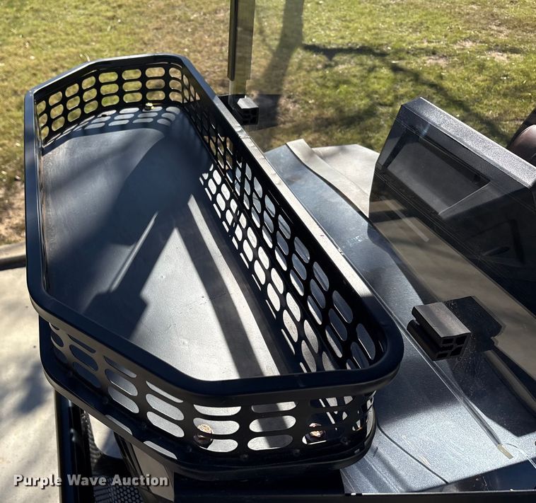 image for item EU0255 2025 SDLANCH SDLGC80 golf cart