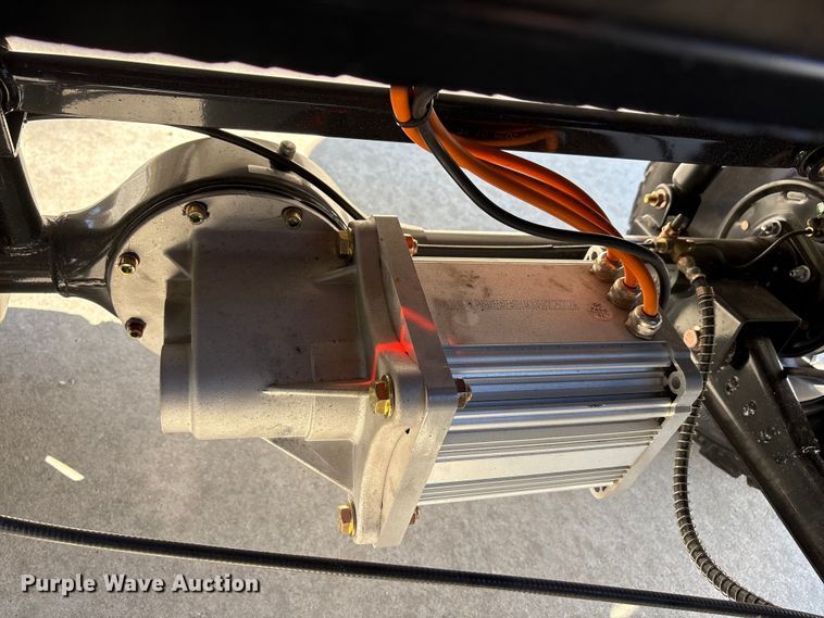 image for item EU0255 2025 SDLANCH SDLGC80 golf cart