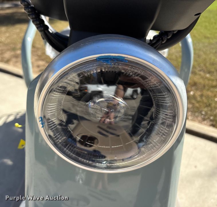 image for item EU0256 IR IRGC40 electric tricycle