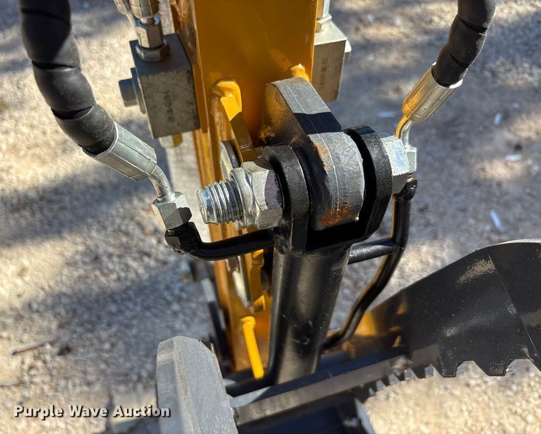 image for item EU0257 2025 CFG Industrial QK18R mini excavator