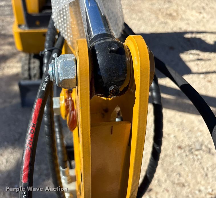 image for item EU0257 2025 CFG Industrial QK18R mini excavator