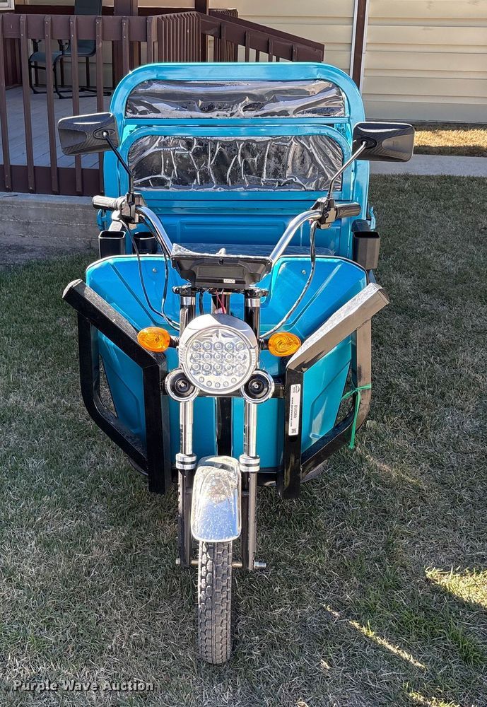 image for item EU0260 2025 IR IRET13 electric tricycle