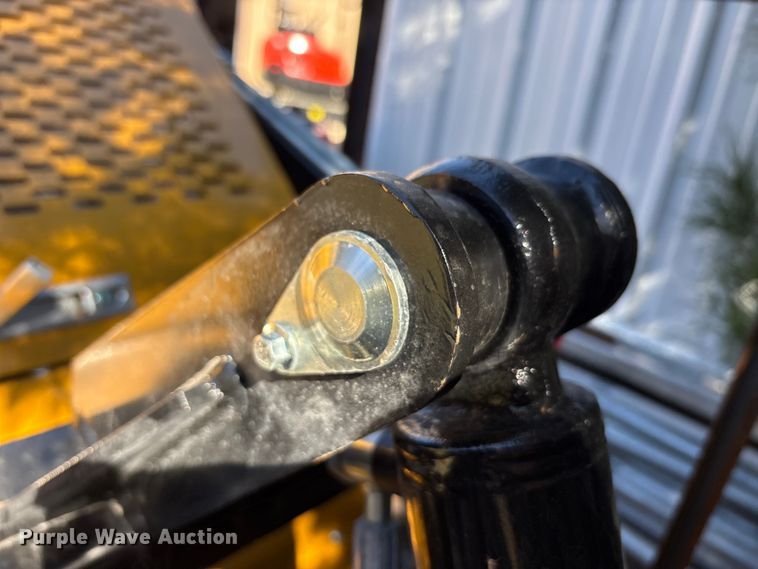 image for item EU0262 2025 AGT MX-MRT14 compact utility loader