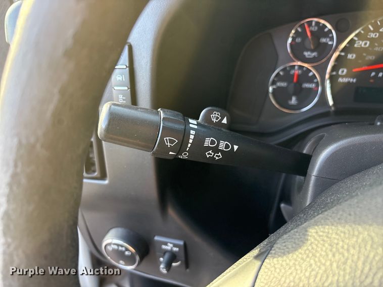 image for item EU4757 2015 Chevrolet Express van