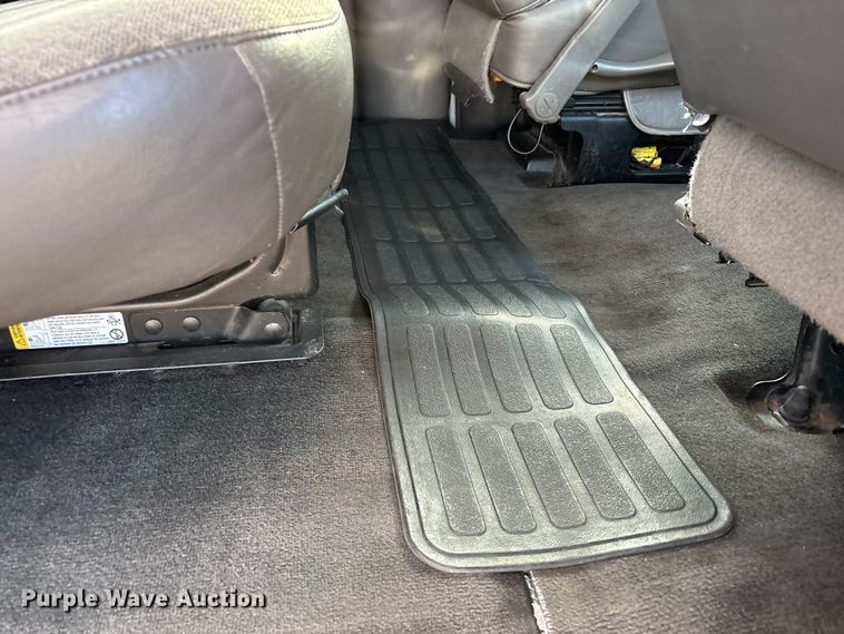 image for item EU4757 2015 Chevrolet Express van