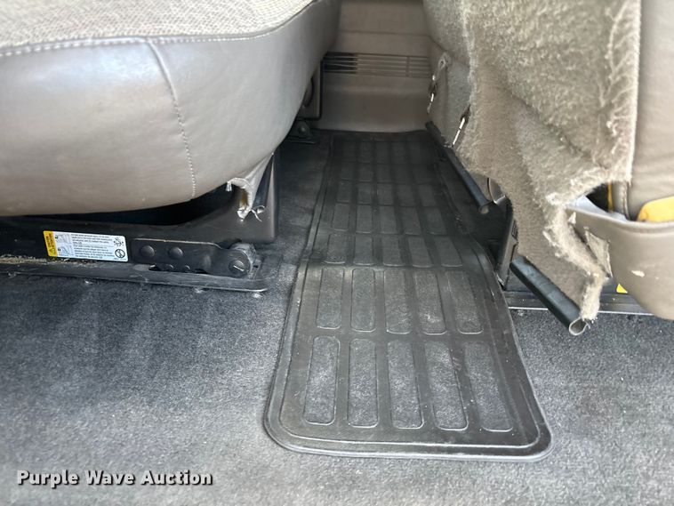 image for item EU4757 2015 Chevrolet Express van