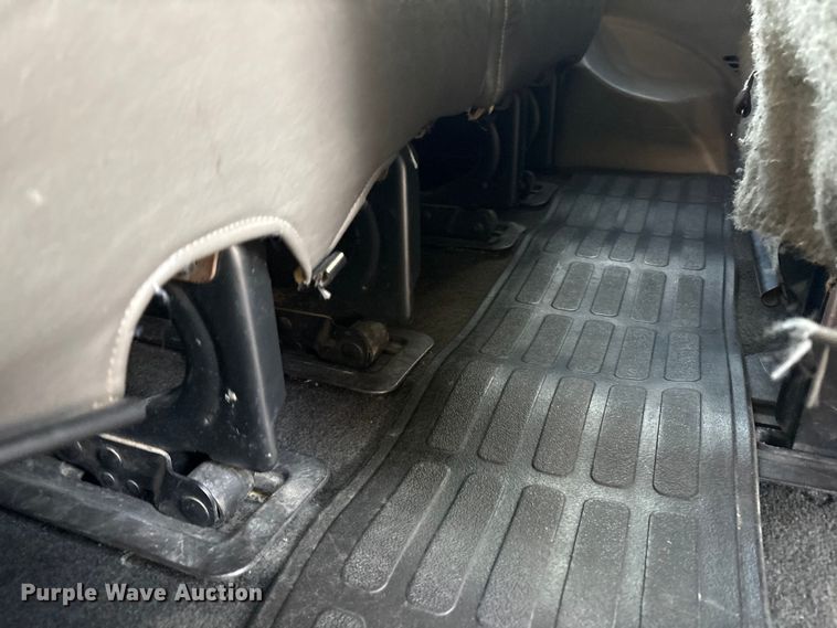 image for item EU4757 2015 Chevrolet Express van