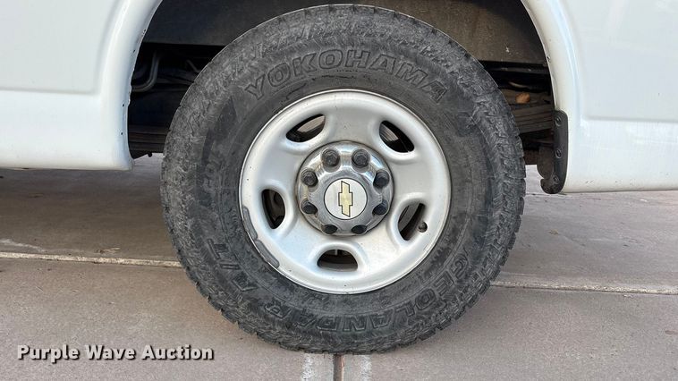 image for item EU4757 2015 Chevrolet Express van