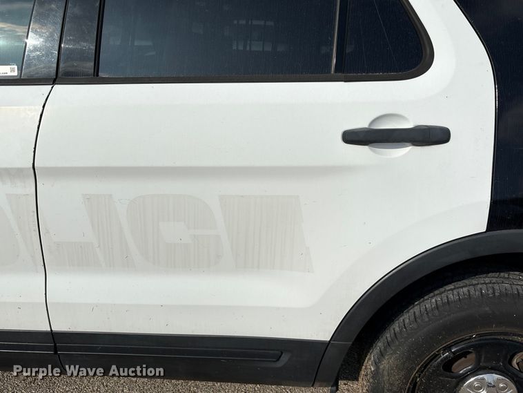 image for item EU7133 2017 Ford Explorer Police Interceptor SUV